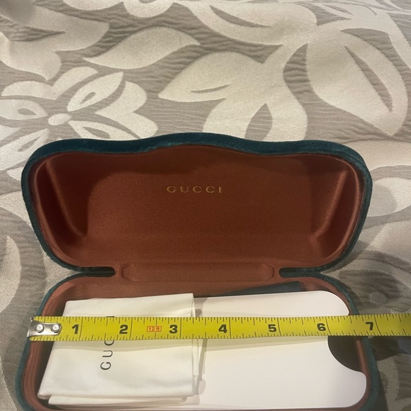 GUCCI SUNGLASS CASE - Picture 4 of 6